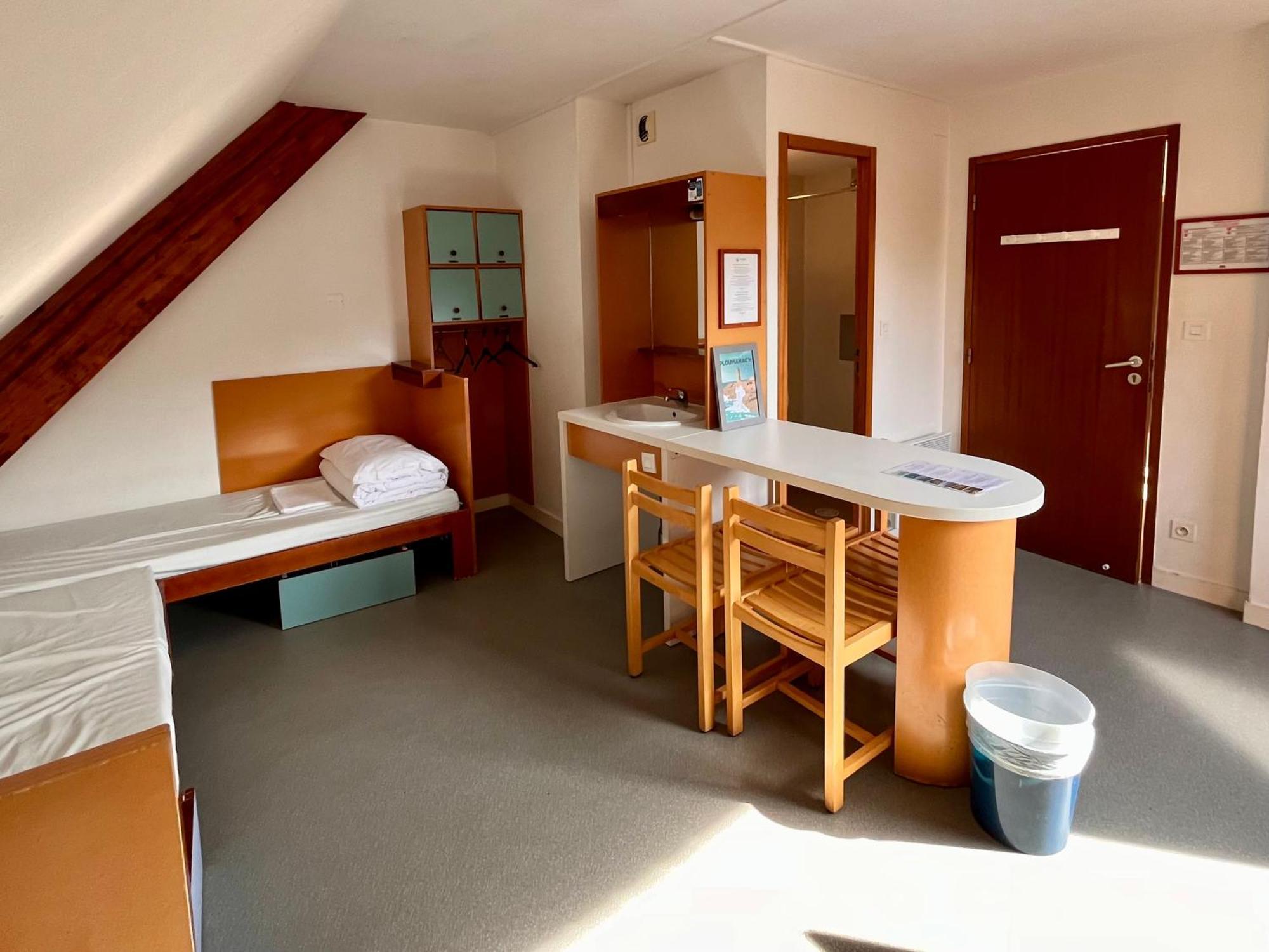 Auberge De Jeunesse Hi カンカル エクステリア 写真